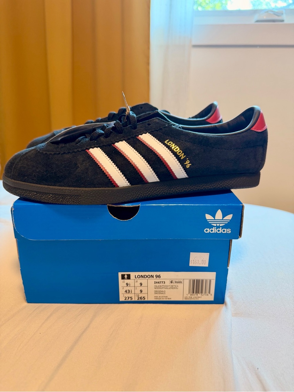 Adidas London 96 Black Suede Sneakers. RARE. Brand new in Box with Tags! US 9.5